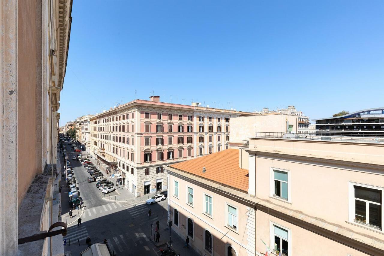 Rome As You Feel - Vittorio Colorful Design Apartment Extérieur photo